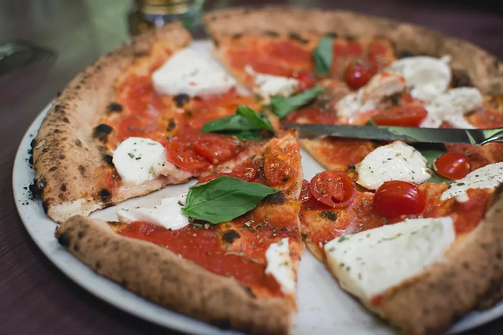 La Margherita DOP coupée en parts